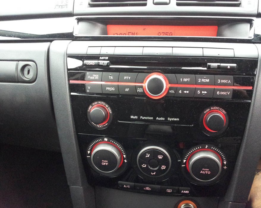 Mazda 3 Takara cd-head-unit